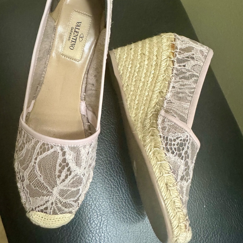 Valentino Lace Espadrille Wedges in Soft Pink Size 38 US 7